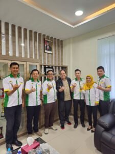 Read more about the article Kunjungan AKP2I Pengurus Cabang Tanjung Balai Karimun ke Kepala Kantor KPP Pratama Karimun